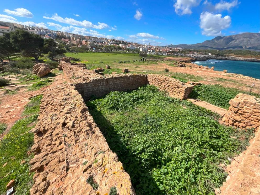 Projet ARCHEoPHY-Tipasa : rempart oriental de Tipasa / Cliché : Touatia Amraoui (CNRS - Centre Camille Jullian).