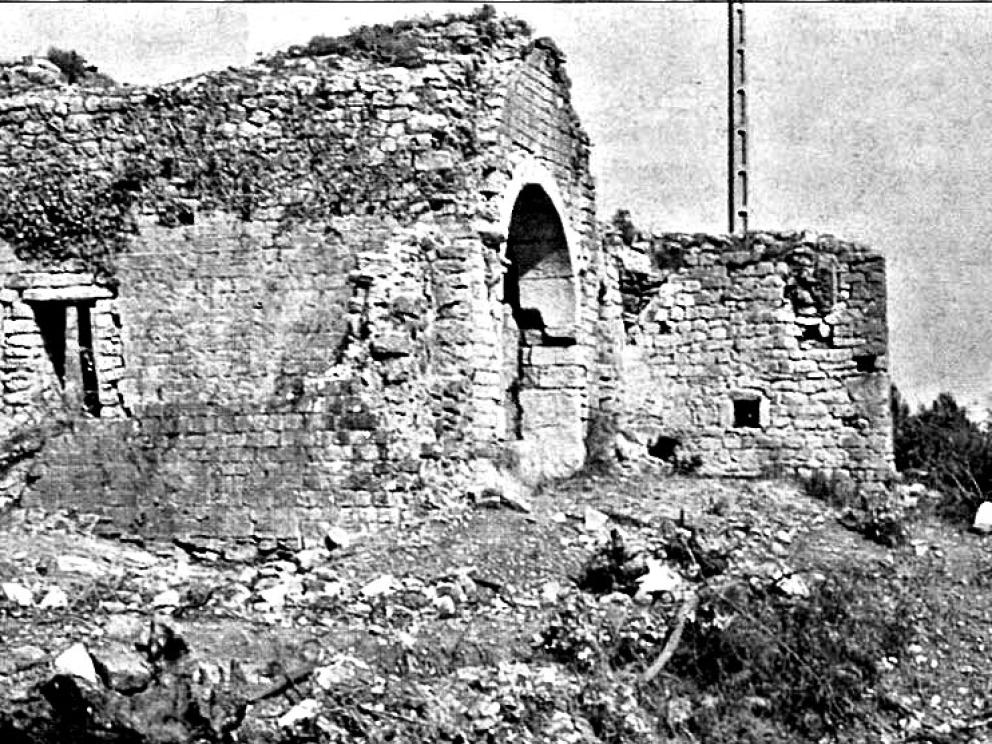 Chapelle de la Trinité à Callas (Var) - Vue ancienne (vers 1960) / Cliché : Centre archéologique du Var.