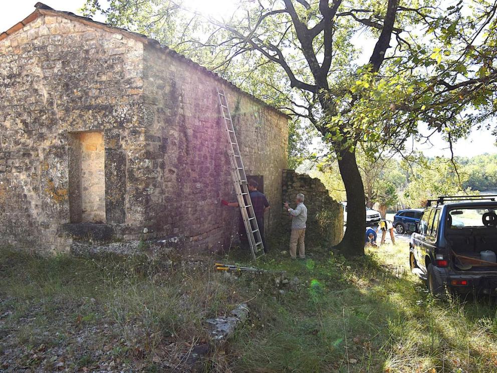 Chapelle de la Trinité à Callas (Var) - Travaux de mise en valeur du monument / Cliché : Centre archéologique du Var.