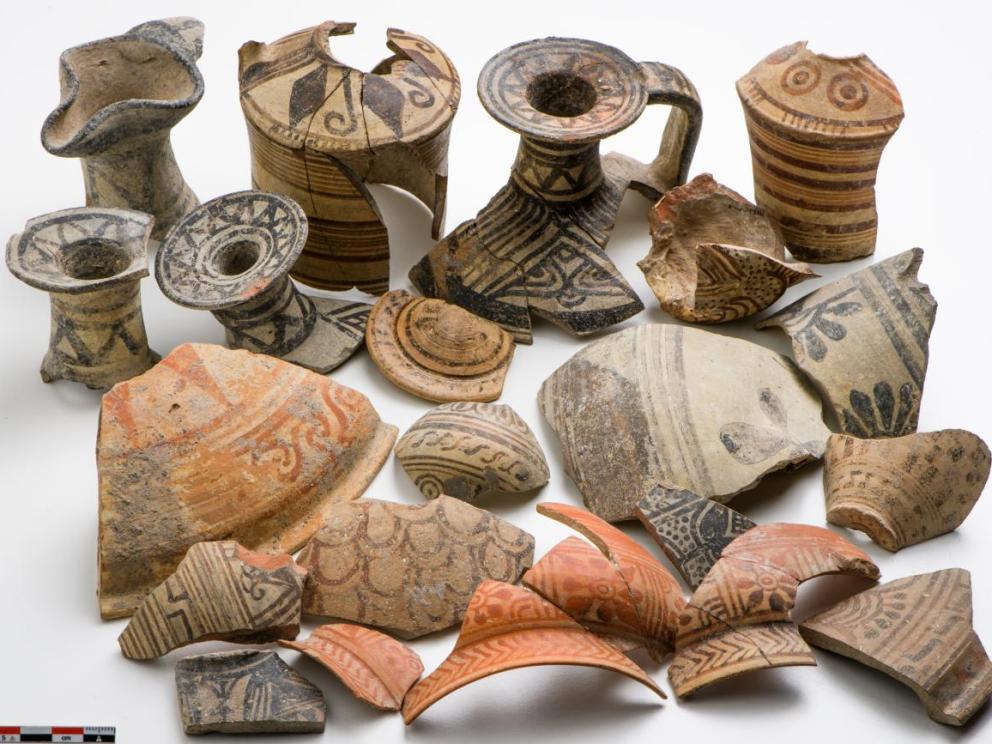 Mégara Hyblaea - Mobilier céramique archaïque provenant des fouilles anciennes / Cliché : Loïc Damelet (CNRS - Centre Camille Jullian).