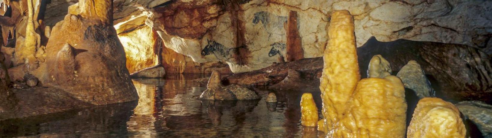 Grotte Cosquer (Marseille) / Photo: Luc Vanrell (Ministère de la Culture).